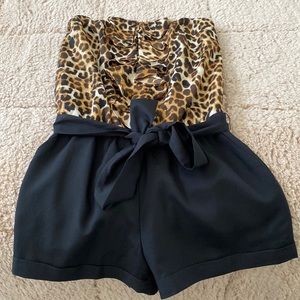 Strapless leopard/black jumper